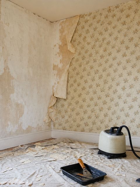 Austin walls before and after wallpaper removal by Medrano's Painting
